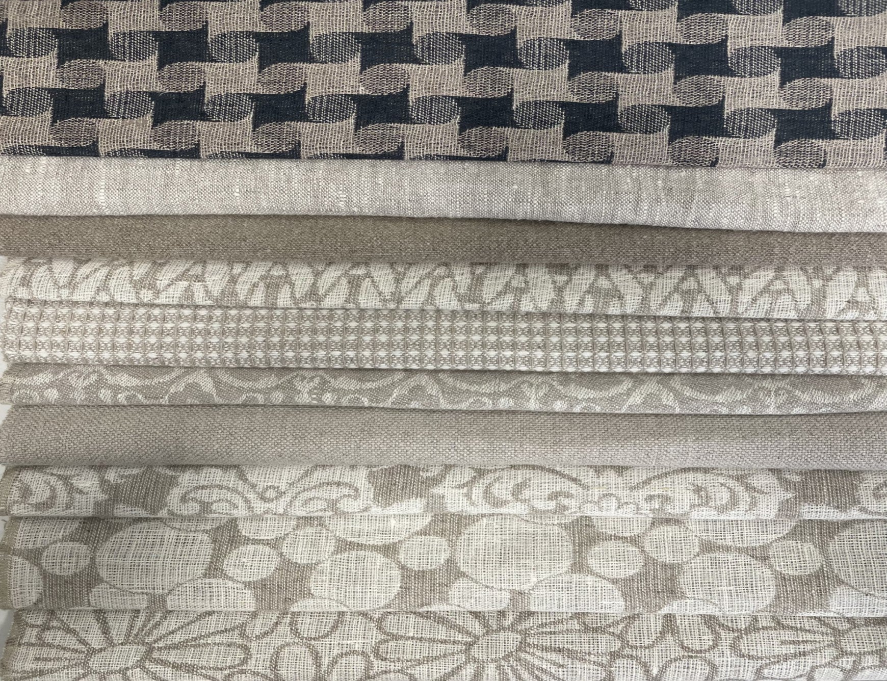 Allure Jacquard Wholesale Fabric in Blue – Urquid Linen